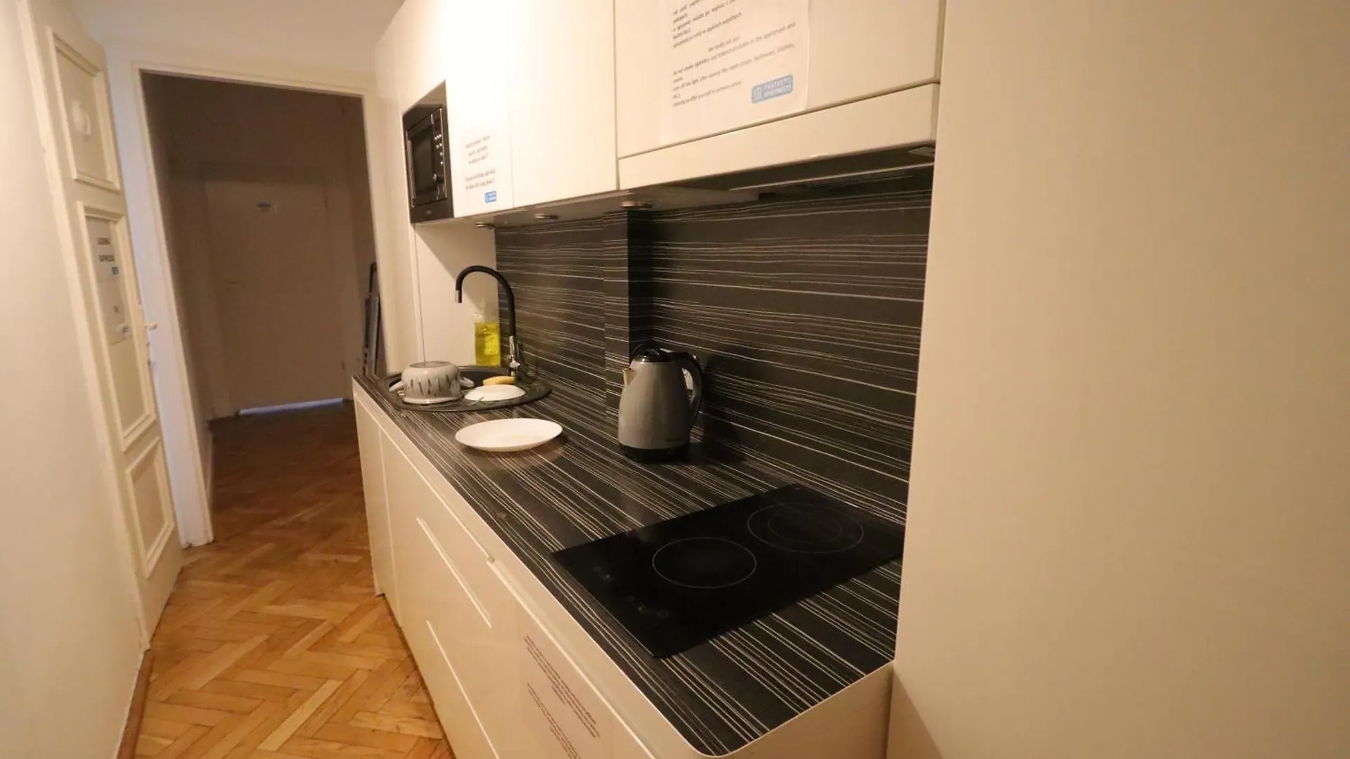 Fantastic Inn - Krakowskie Przedmiescie Warszawa